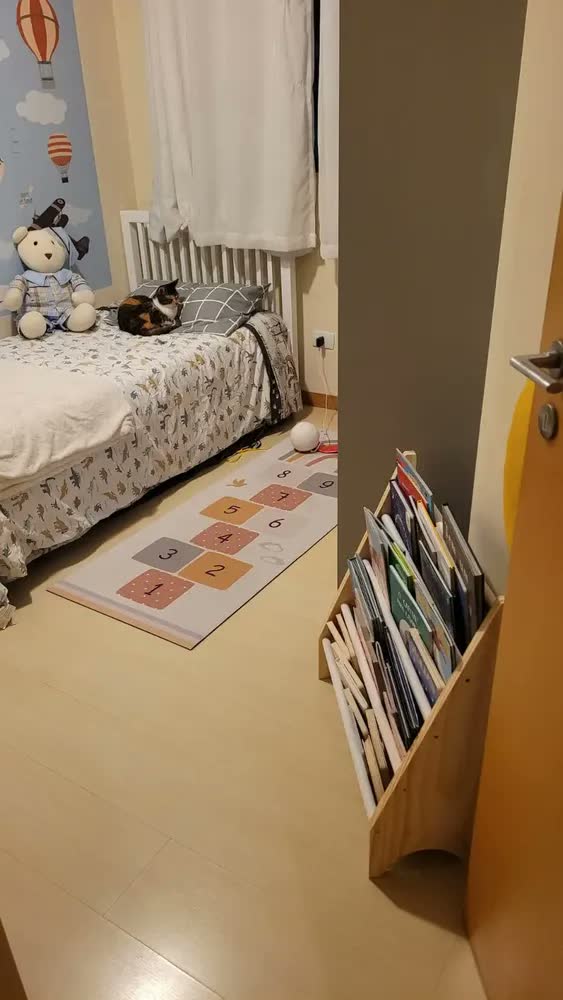 foto de Estante Livreiro Emi Móveis 4 Prateleiras Montessori