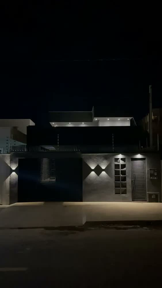 foto de Spot Sobrepor Slim Teto Beiral 5w Preto Externo Interno Estrutura Preto Led Quente
