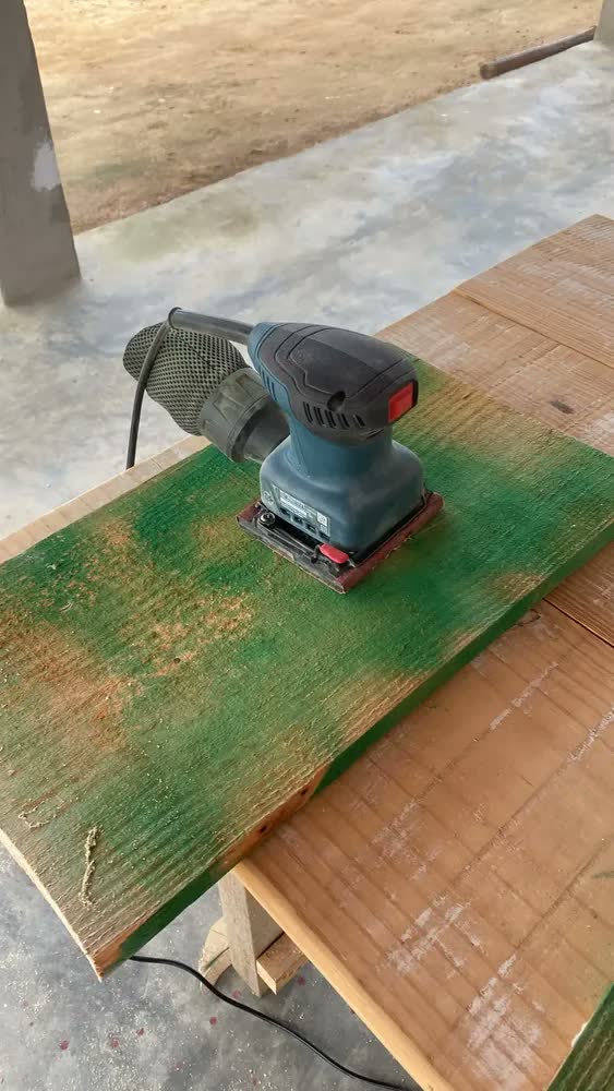 foto de Lixadeira Orbital Com Coletor Bosch Gss 140a