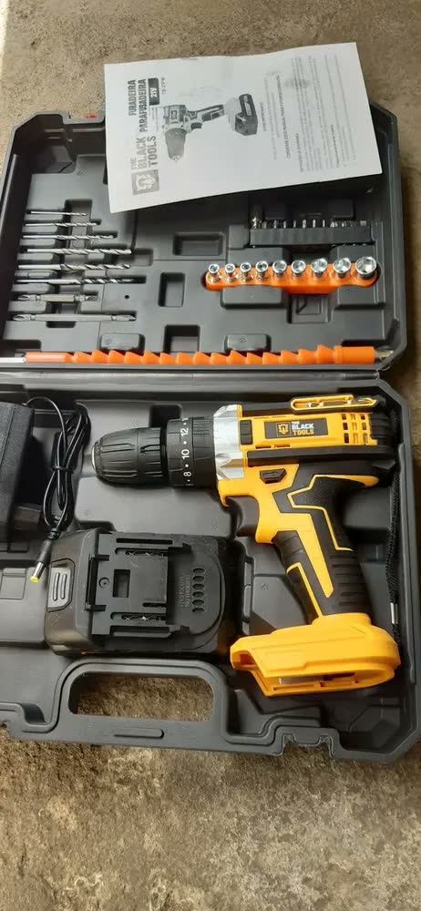 foto de Parafusadeira E Furadeira Impacto The Black Tools Tb-21pw 3/8 Cor Amarelo Frequência 50/60 Hz