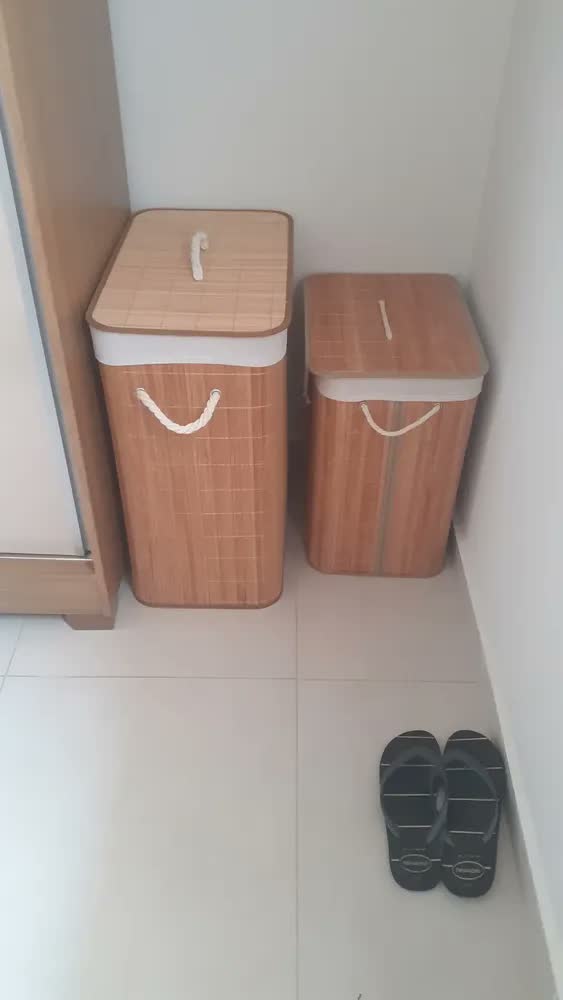 foto de Cesto De Bambu Grande Duplo Com Divisorias Roupas Sujas Cor Marrom-claro