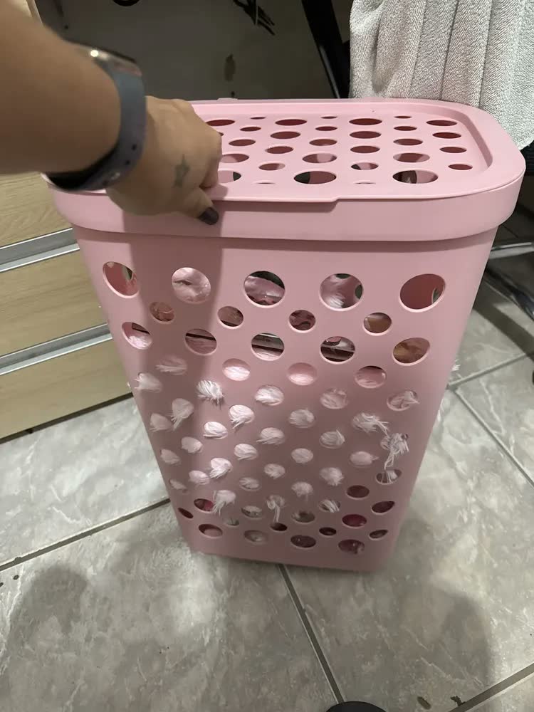foto de Cesto De Roupa Suja Telado 47 Litros Tampa E Alça Lavanderia
