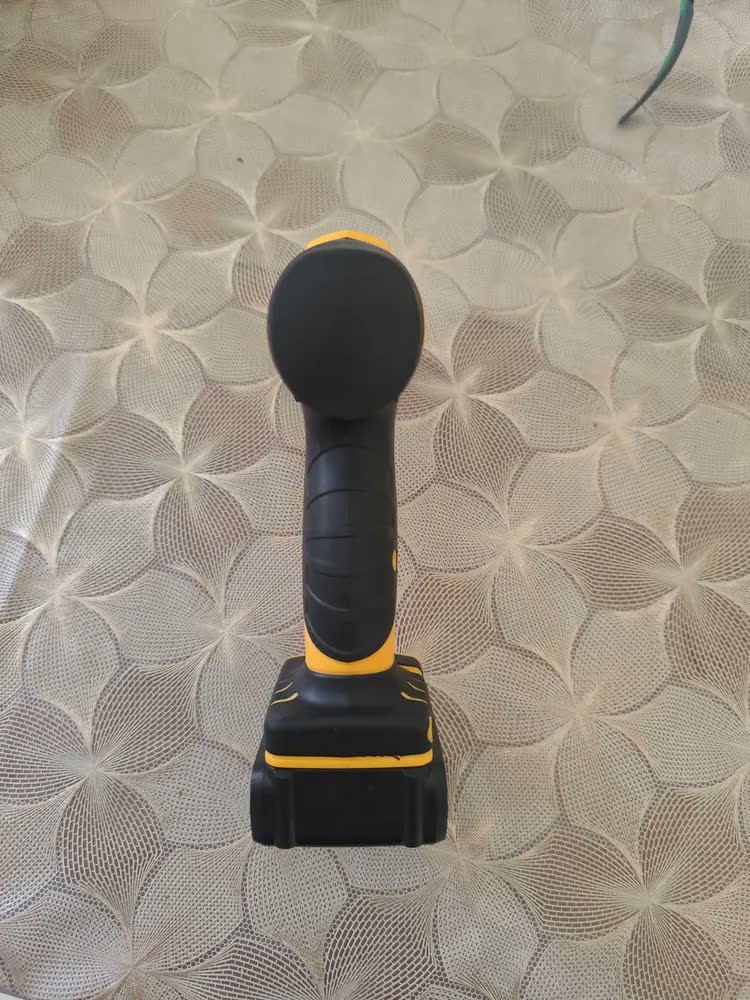 foto de Furadeira Parafusadeira Bateria 12V Kit WAP BPF 12K3 BLACK