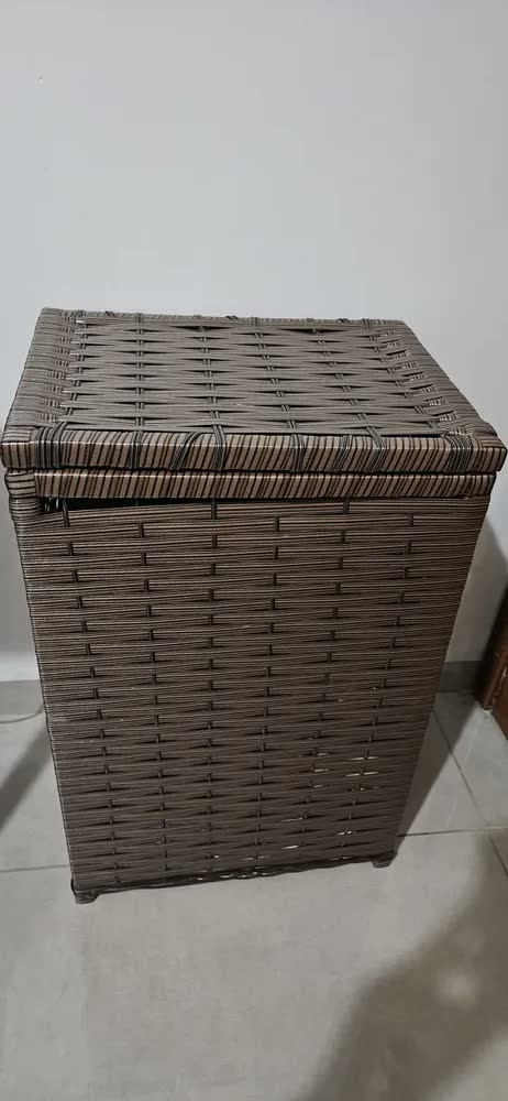 foto de Cesto De Roupa Suja Fibra Sintética 70 Litros