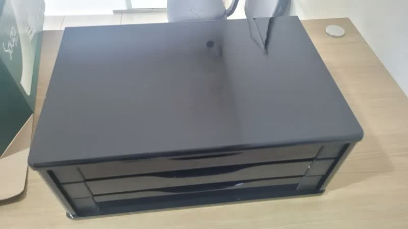 foto de Suporte Para Monitor Souza Branco MDF 3 Gavetas Fixo Mesa