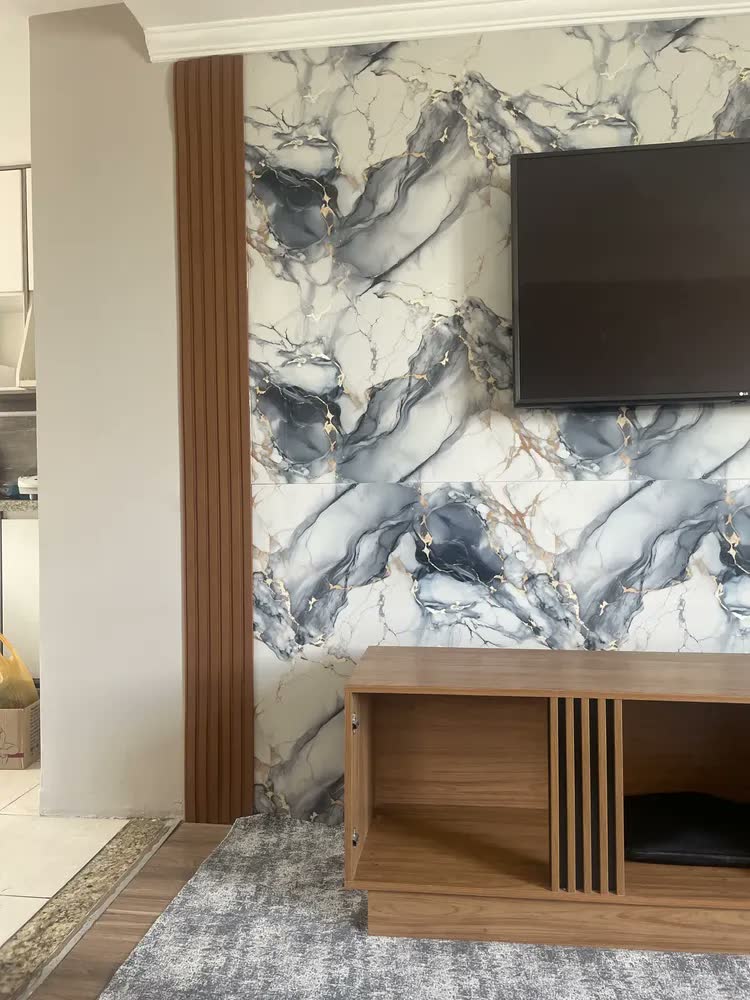foto de Painel Ripado Laminado De Eva Autocolante Flexível Rolo 10mt Cor Cinza