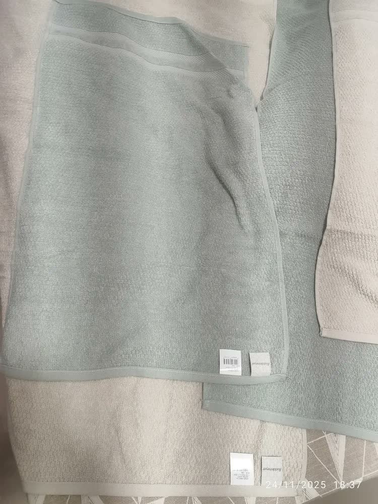 foto de Jogo Banho Buddemeyer Vanilla Extra Soft 100% Algodão 4peças Cor Bege Verde 3214/1171 2 Toalhas de Banho e 2 Toalhas de Rosto