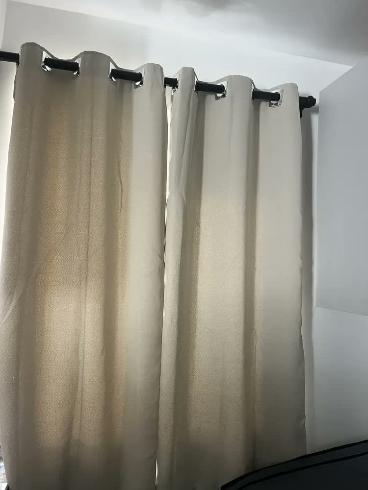 foto de Cortina Blecaute Tecido Grosso 1,60m X 1,50m Para Quarto