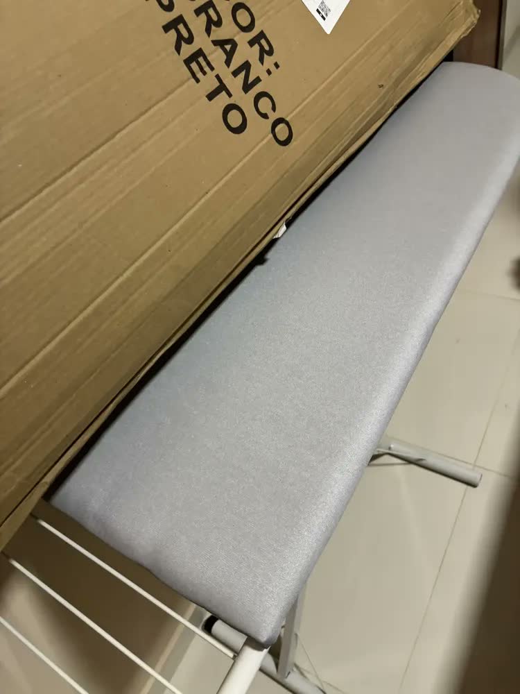 foto de Mesa Tabua Passar Roupa Extra Forte + Porta Ferro Cor Branco Liso
