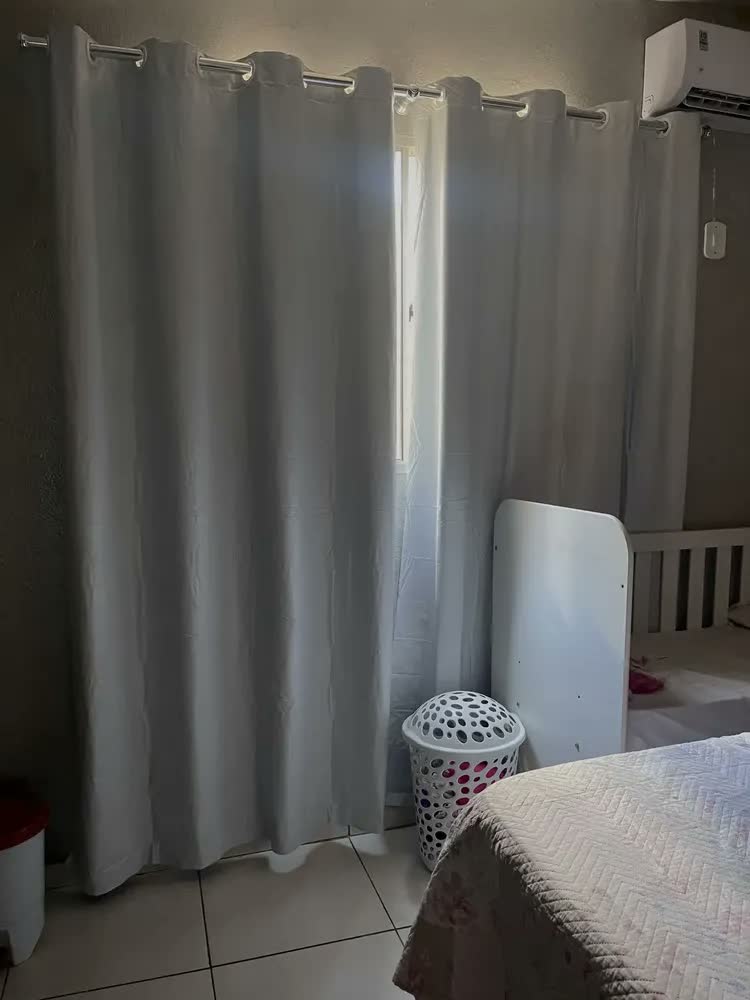 foto de Cortina Blackout 100% Tecido Em Pvc 2,80m X 2,30m Corta Luz