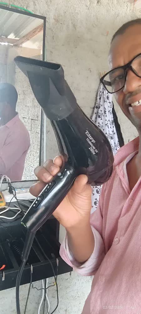 foto de Secador Profissional Taiff Tourmaline 220v - 2100w Cabo 3M