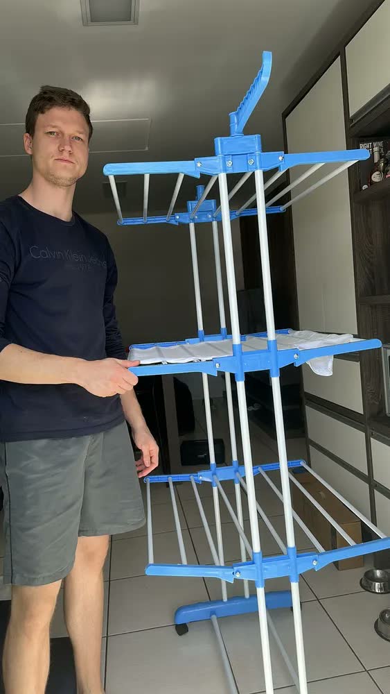 foto de Varal de Chão KONTUZ Portátil com 3 Andares Dobrável para Roupas