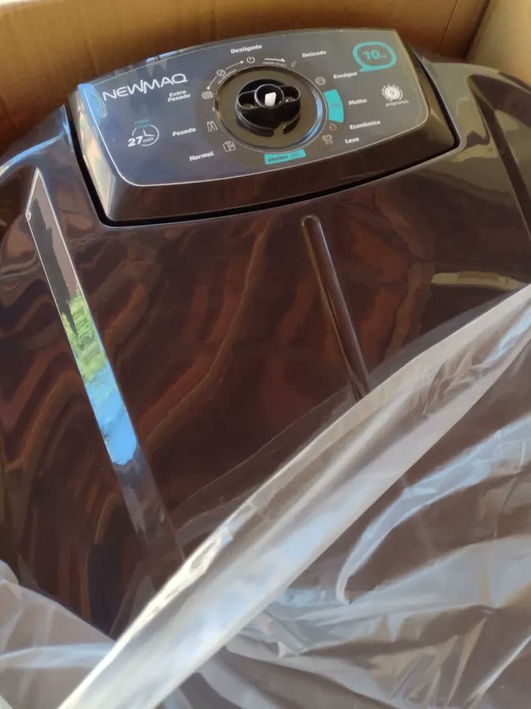 foto de Tanquinho de Lavar Roupa 10kg Newmaq Semiautomática Preto