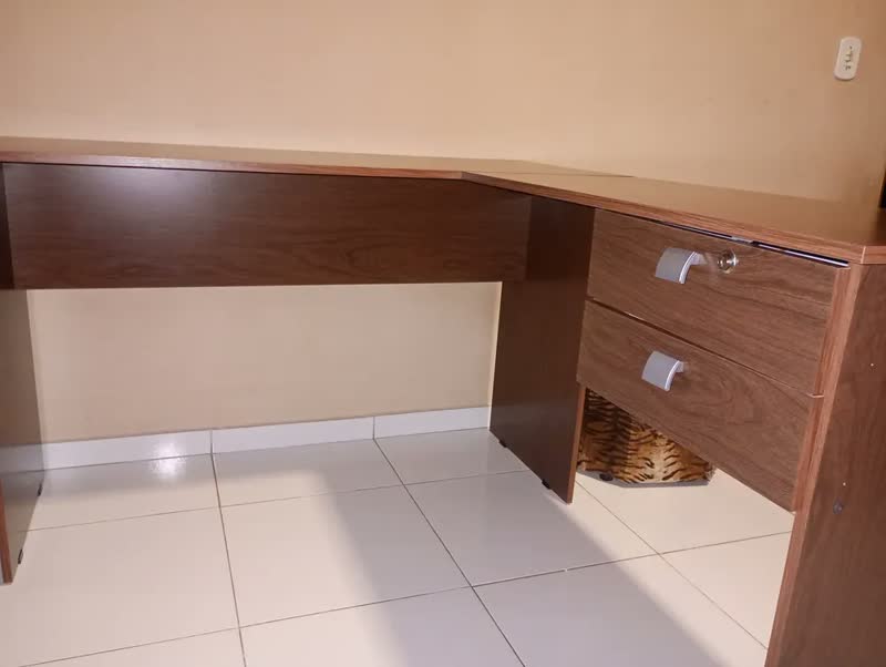 foto de Mesa L Escritório Gamer Estudo 1 Gaveta Suporte P/ Cpu