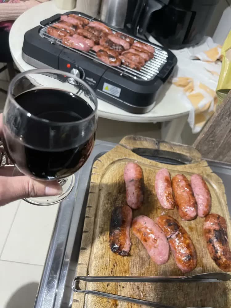 foto de Churrasqueira Elétrica Bcq40 Menos Fumaça Britânia Preto