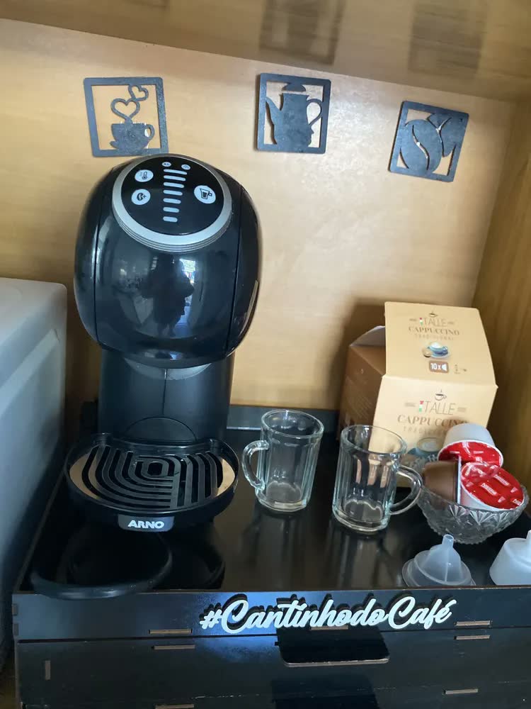 foto de Nescafé Dolce Gusto Arno Genio S Plus Preta Dgs2