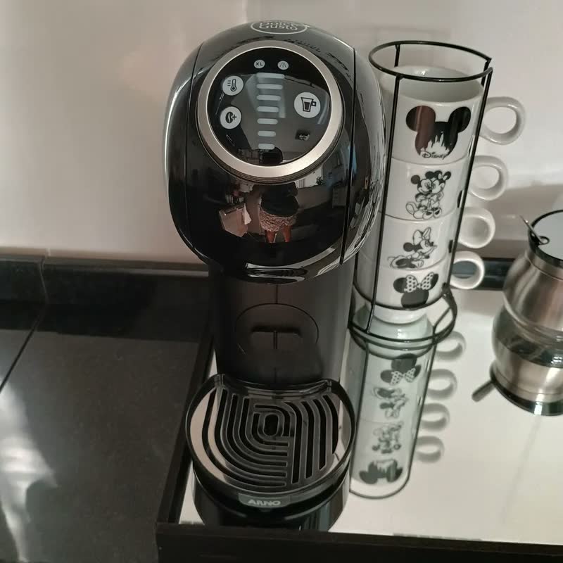 foto de Nescafé Dolce Gusto Arno Genio S Plus Preta Dgs2
