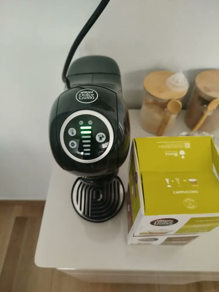foto de Nescafé Dolce Gusto Arno Genio S Plus Preta Dgs2