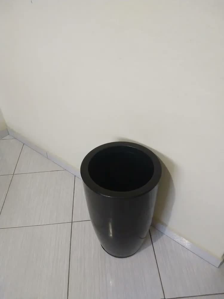 foto de Vaso Plantas Decorativo Polietileno Grande Luxo Flores Sala