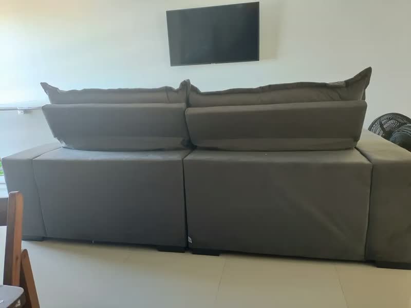 foto de Sofá Retrátil e Reclinável 2,55m Molas Ensacadas Cama inBox Spazus com Bordado 3D Velusoft Bege