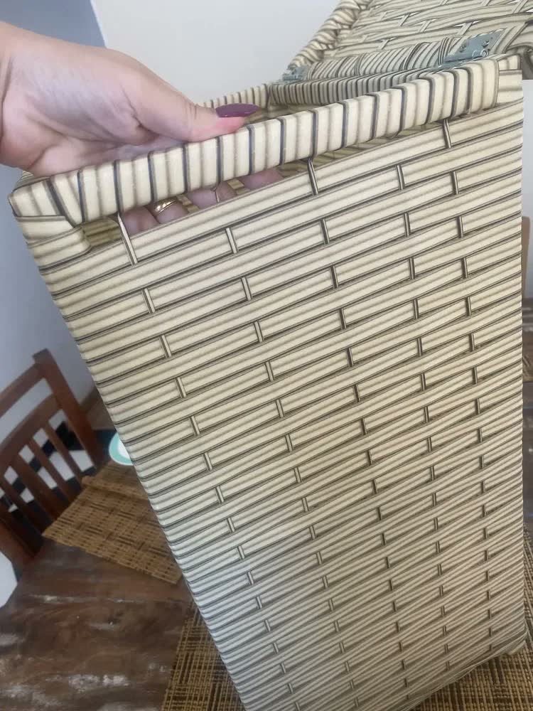 foto de Cesto De Roupa Suja Em Fibra Sintética 70 Litros