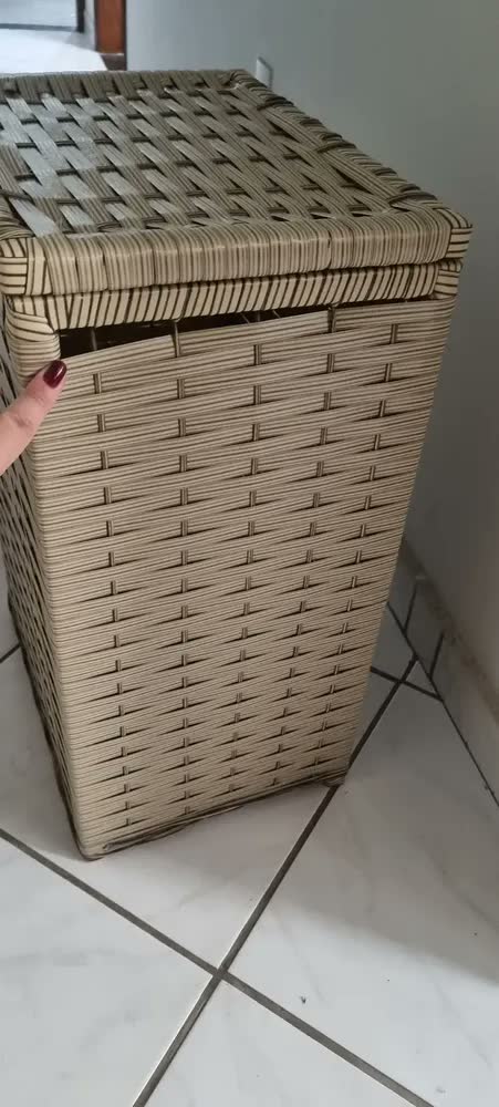 foto de Cesto De Roupa Suja Em Fibra Sintética 70 Litros