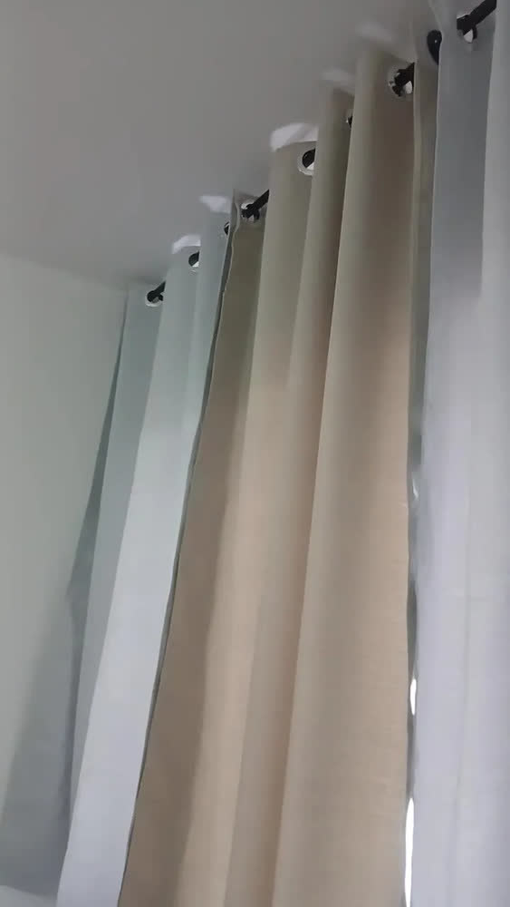 foto de Cortina Blackout Em Tecido 2,80 X 1,80 Corta Luz 100%  A Luz