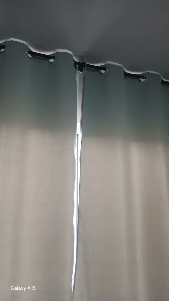 foto de Cortina Blackout Em Tecido 2,80 X 1,80 Corta Luz 100%  A Luz