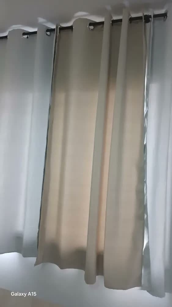 foto de Cortina Blackout Em Tecido 2,80 X 1,80 Corta Luz 100%  A Luz