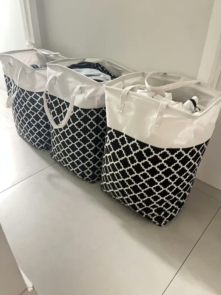 foto de Cesto De Roupa Grande Saco Dobrável Para Roupa Suja 72l