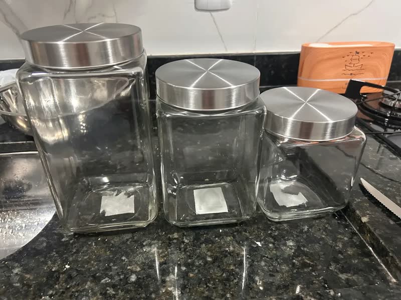 foto de Conjunto 3 Pote Vidro Tampa Inox 1,2L / 1,7L / 2L Quadrado Grande Cor Transparente