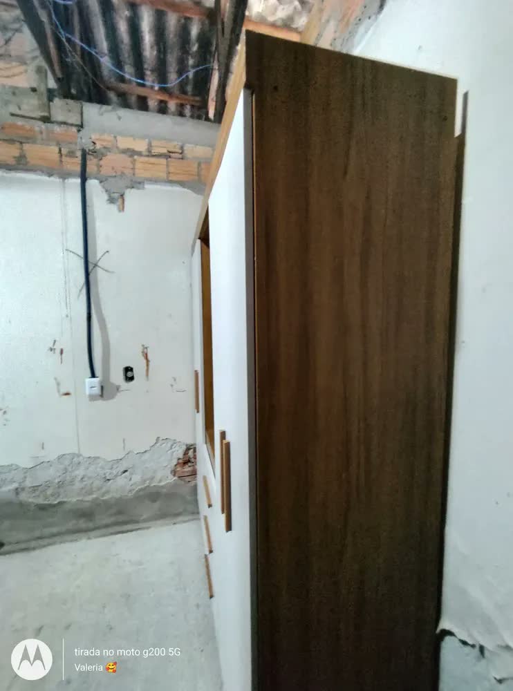 foto de Guarda-roupa Notavel Nt 5015 Nt 5015 Cor Freijó/off White De Mdf Com 4 Portas Articuladas