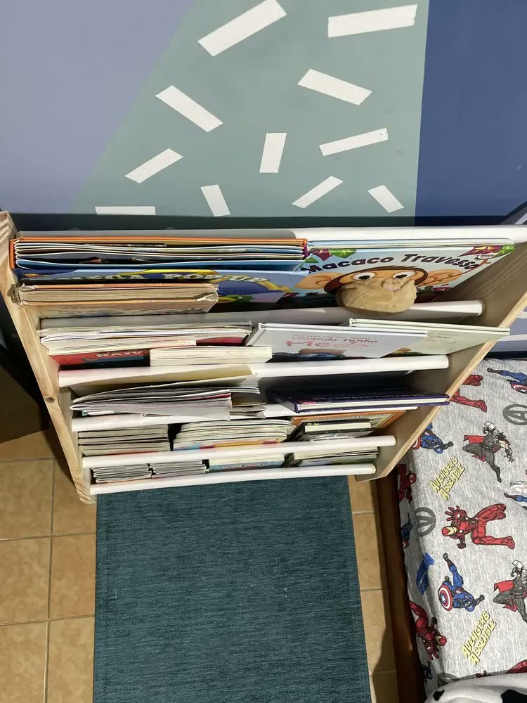 foto de Estante Livreiro Emi Móveis Madeira 5 Prateleiras