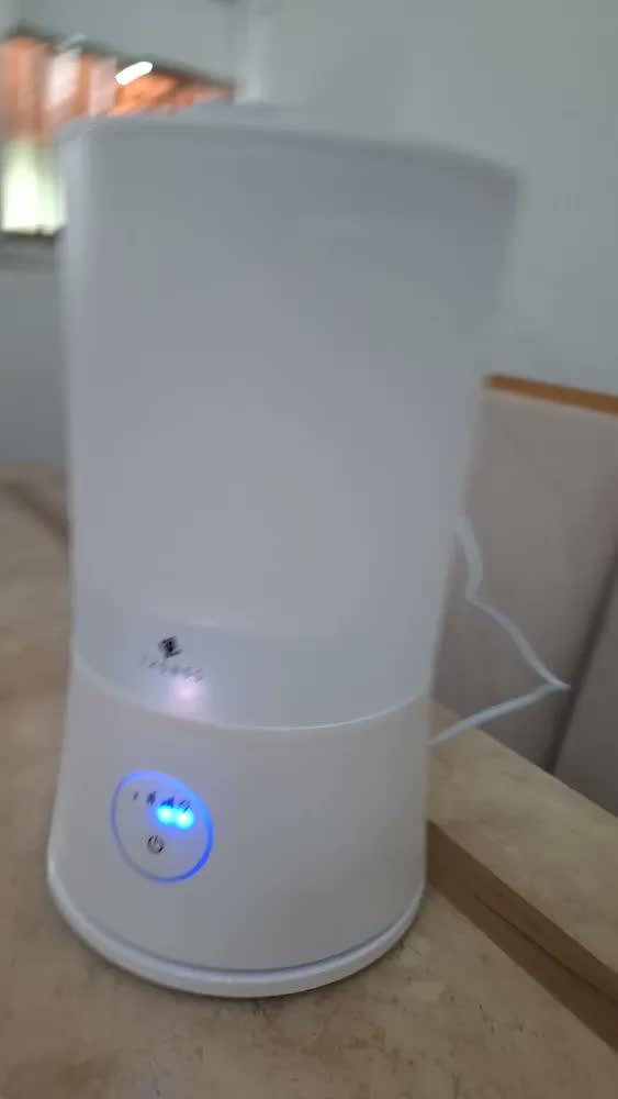 foto de Umidificador De Ar Ultrassônico 4 Litros Tronos Led Touch Cor Branco Silencioso Bivolt Aromatizador de Ambiente