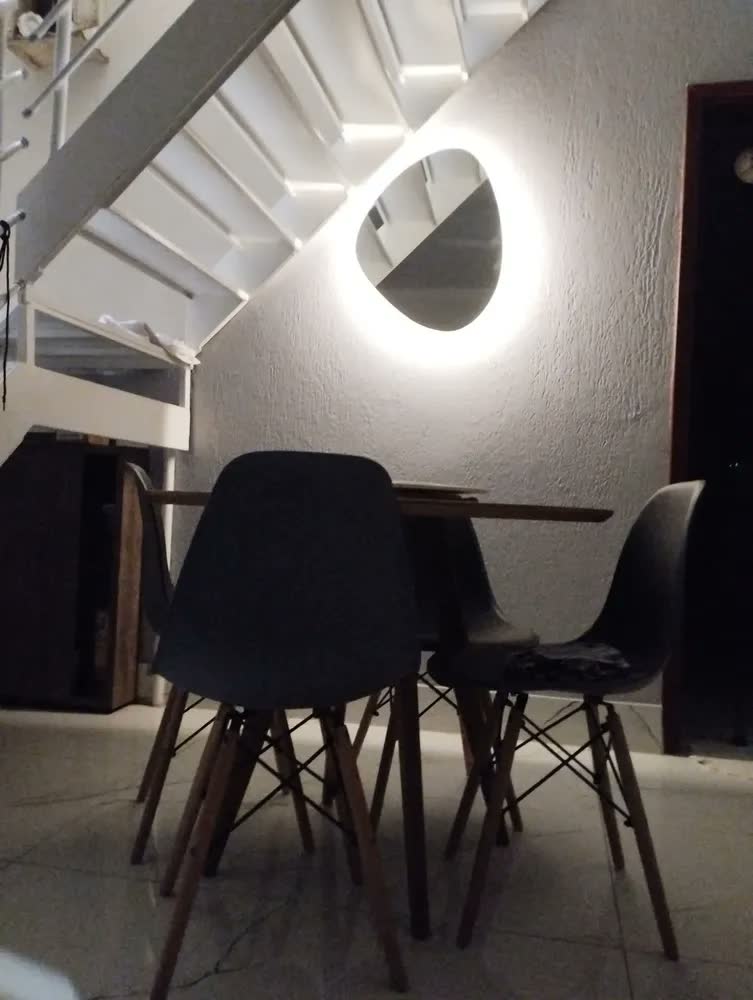 foto de Espelho Led Orgânico 50x60 Lavabo Maquiagem Banheiro Sala