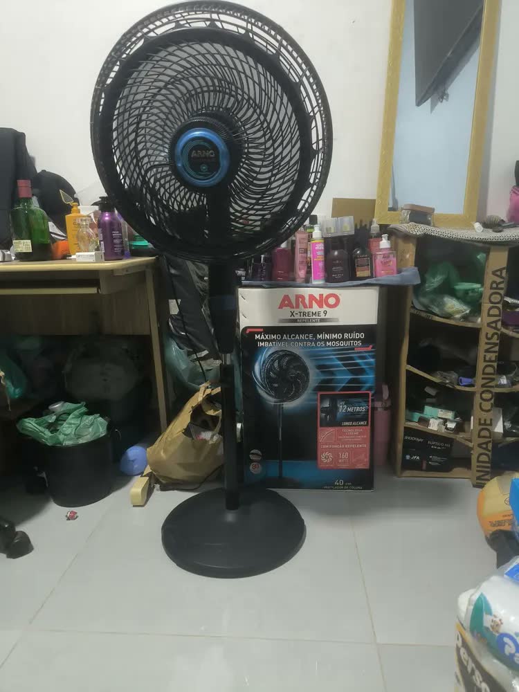 foto de Ventilador Arno X-treme 9 Coluna Repelente 40cm Ve9r