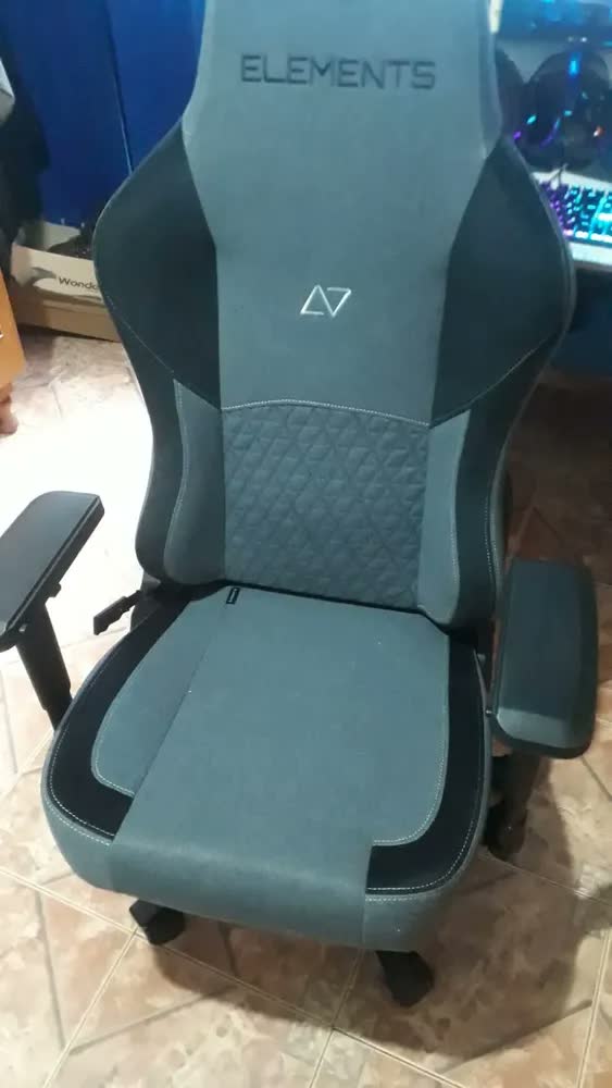foto de Cadeira Gamer Ergonômica Elements Lunari Fearless Cinza 150kg