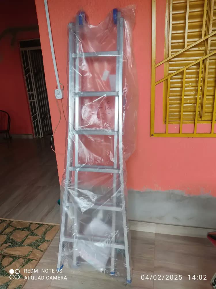 foto de Escada 5 Degraus Alumínio Tesoura Doméstica Reforçada Mor