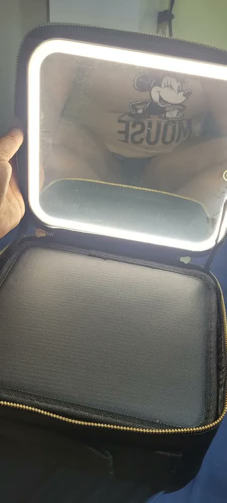 foto de Maleta De Maquiagem Portátil C/ Espelho Led Para Viagem Luxo