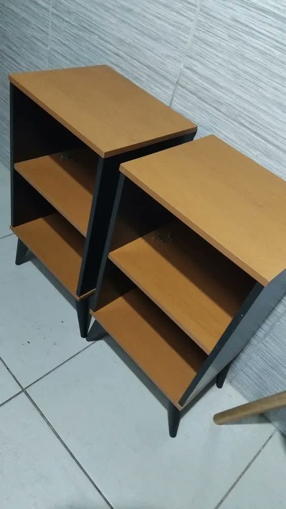foto de Mesa De Cabeceira Criadinho Para Camas King Moderna