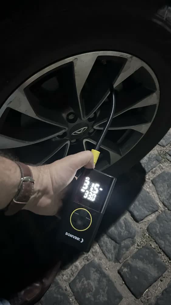 foto de Mini Compressor Ar Calibrador Encher Pneu Portátil Digital
