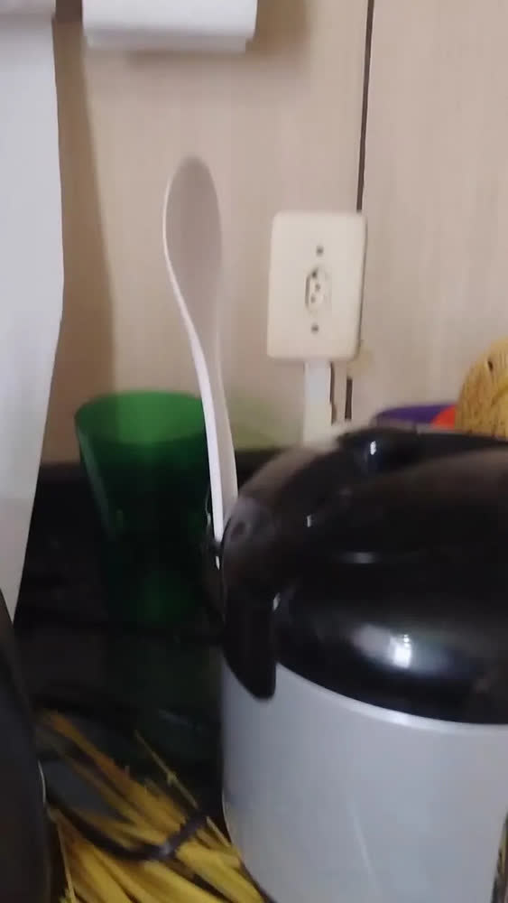 foto de Panela De Arroz Elétrica Philco 5 Xícaras 1,6l Ppae01 Cor Preto