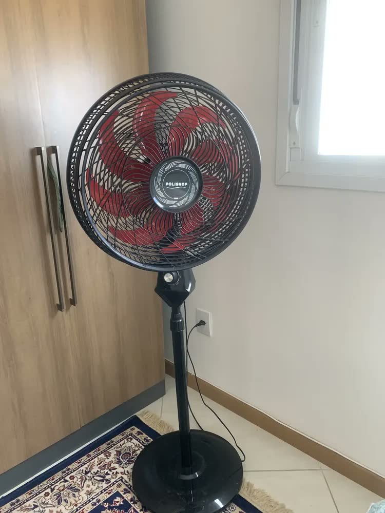 foto de Ventilador De Coluna Polishop 180w 8 Pás 3 Velocidades 40cm Silencioso - 110v