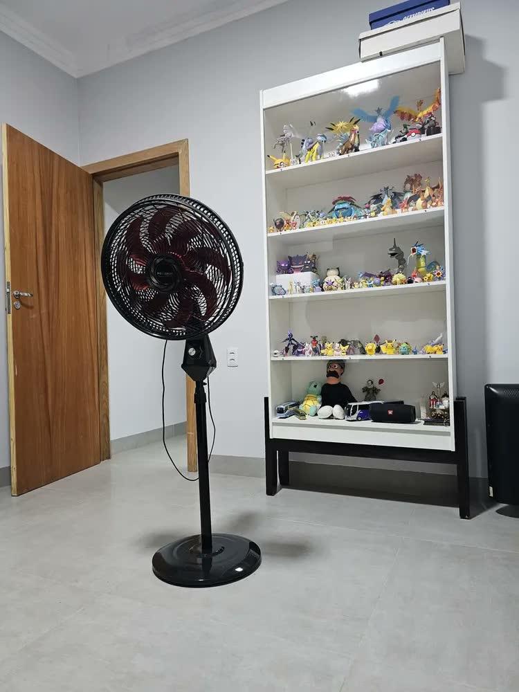 foto de Ventilador De Coluna Polishop 180w 8 Pás 3 Velocidades 40cm Silencioso - 110v