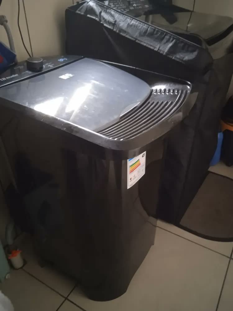 foto de Tanquinho De Lavar Roupa Mueller 10 Kg Com Superesfregador