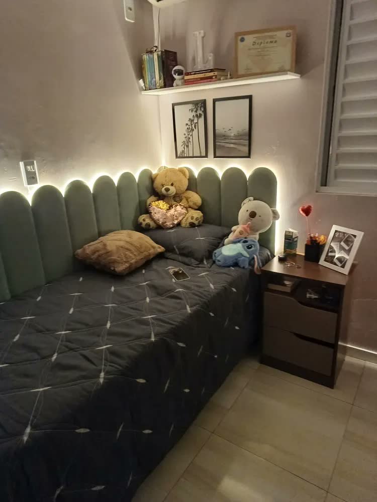 foto de Mesa Cabeceira Criado Lateral Cama 2 Gavetas Kit 2 Peças