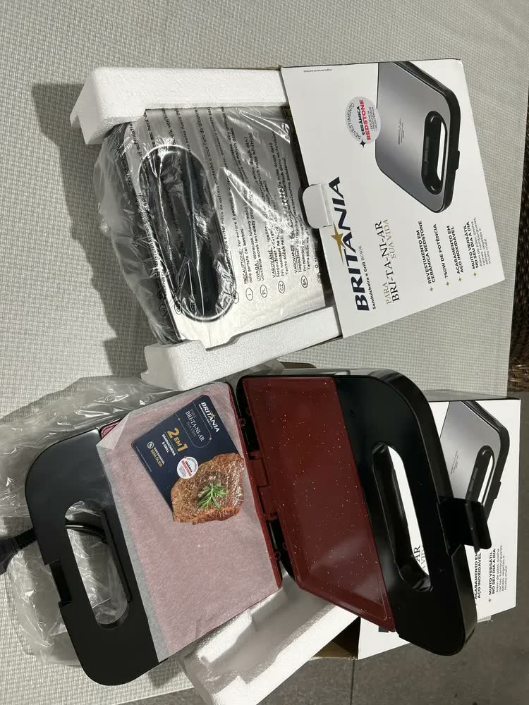 foto de Sanduicheira Eletrica Grill Misteira Chapa Crepeira Britânia