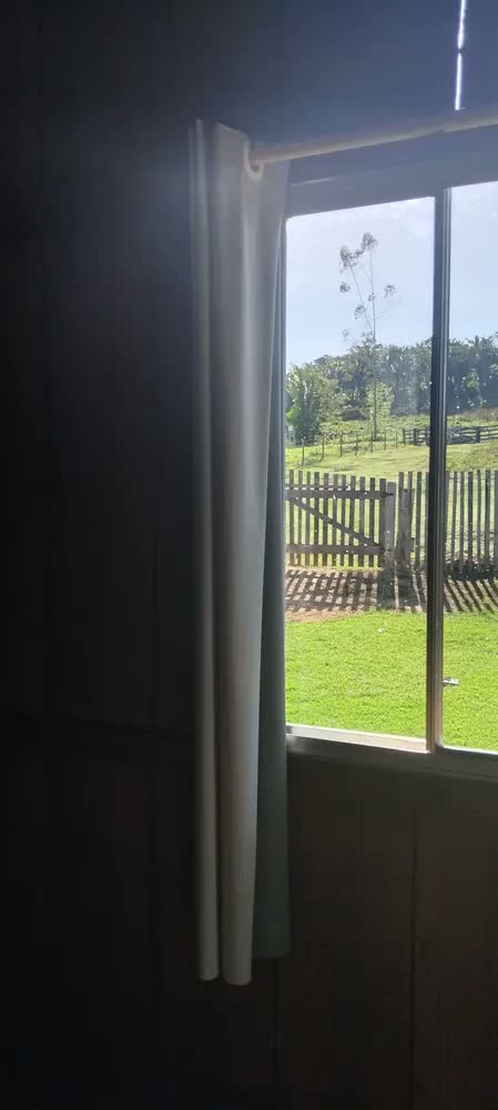 foto de Cortina Blackout De Pvc 2,20m X 1,30m Preto Corta Luz