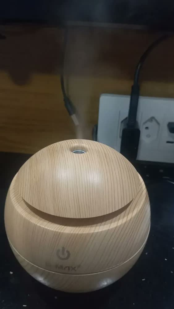 foto de Umidificador De Ar Ambiente Kaizu Ultrassonico Usb Led + Essência 10ml Aromaterapia Quarto Sala Escritório