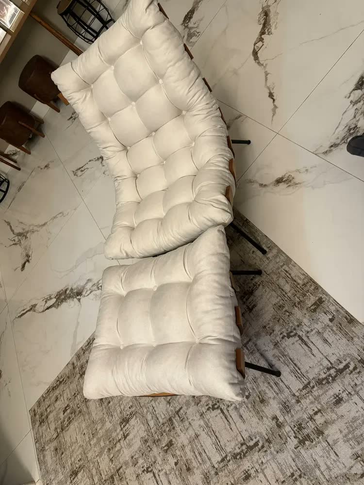 foto de Poltrona Costela Com Puff Para Sala Original
